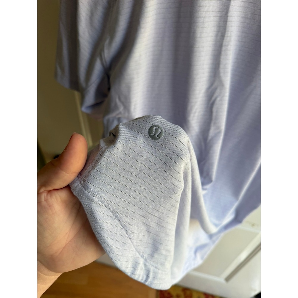 Lululemon Men's XL Drysense Short Sleeve Athletic Better Each Day Training Shirt - Picture 5 of 5